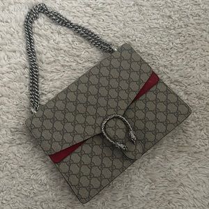 Gucci Red Accent GG Supreme Shoulder Bag